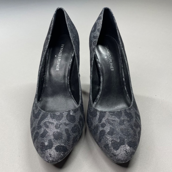 NEW Donald J Pliner Heels Womens 7 black gray animal print elli pumps designer - Picture 3 of 13